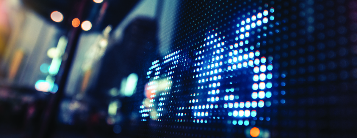 Stigende renter og aktiekurser i marts