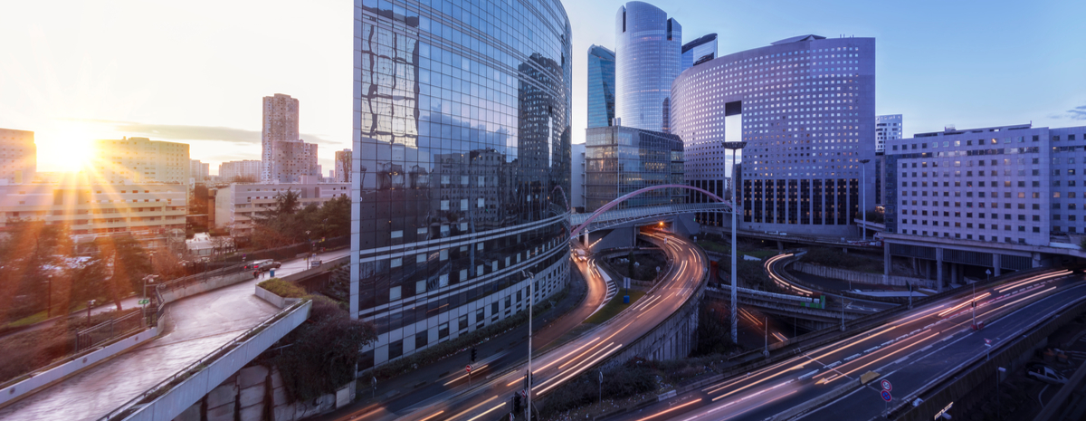 Stigende renter og aktiekurser i oktober